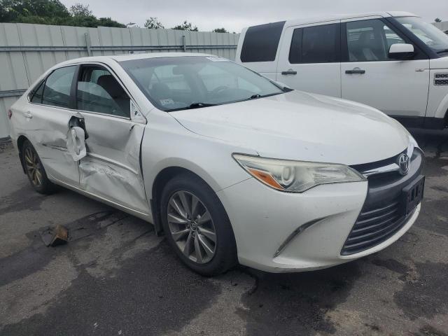 2015 Toyota Camry Le VIN: 4T1BF1FK2FU875714 Lot: 61468114