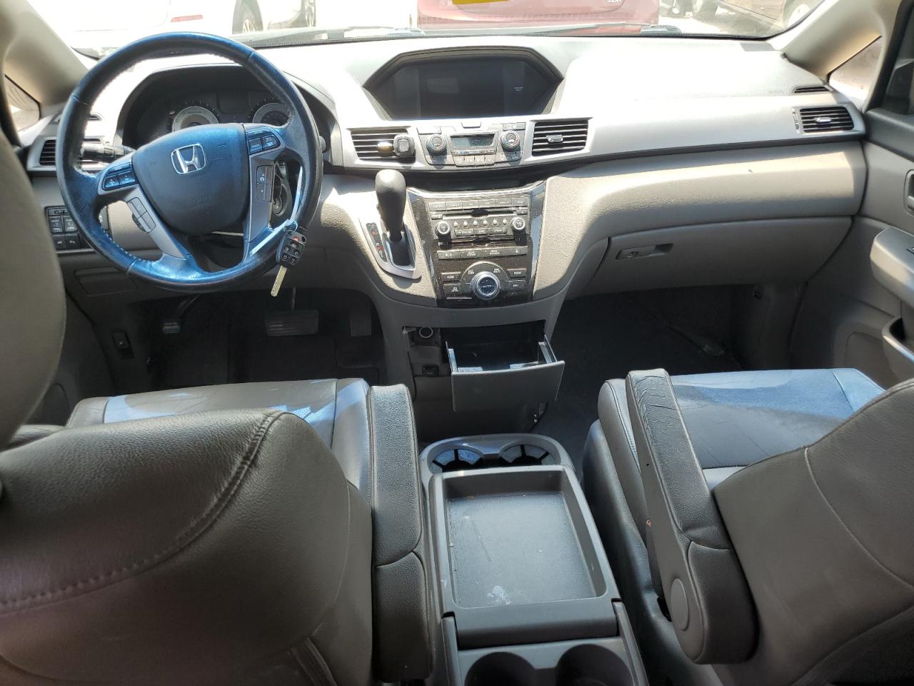 5FNRL5H98CB017617 2012 Honda Odyssey Touring