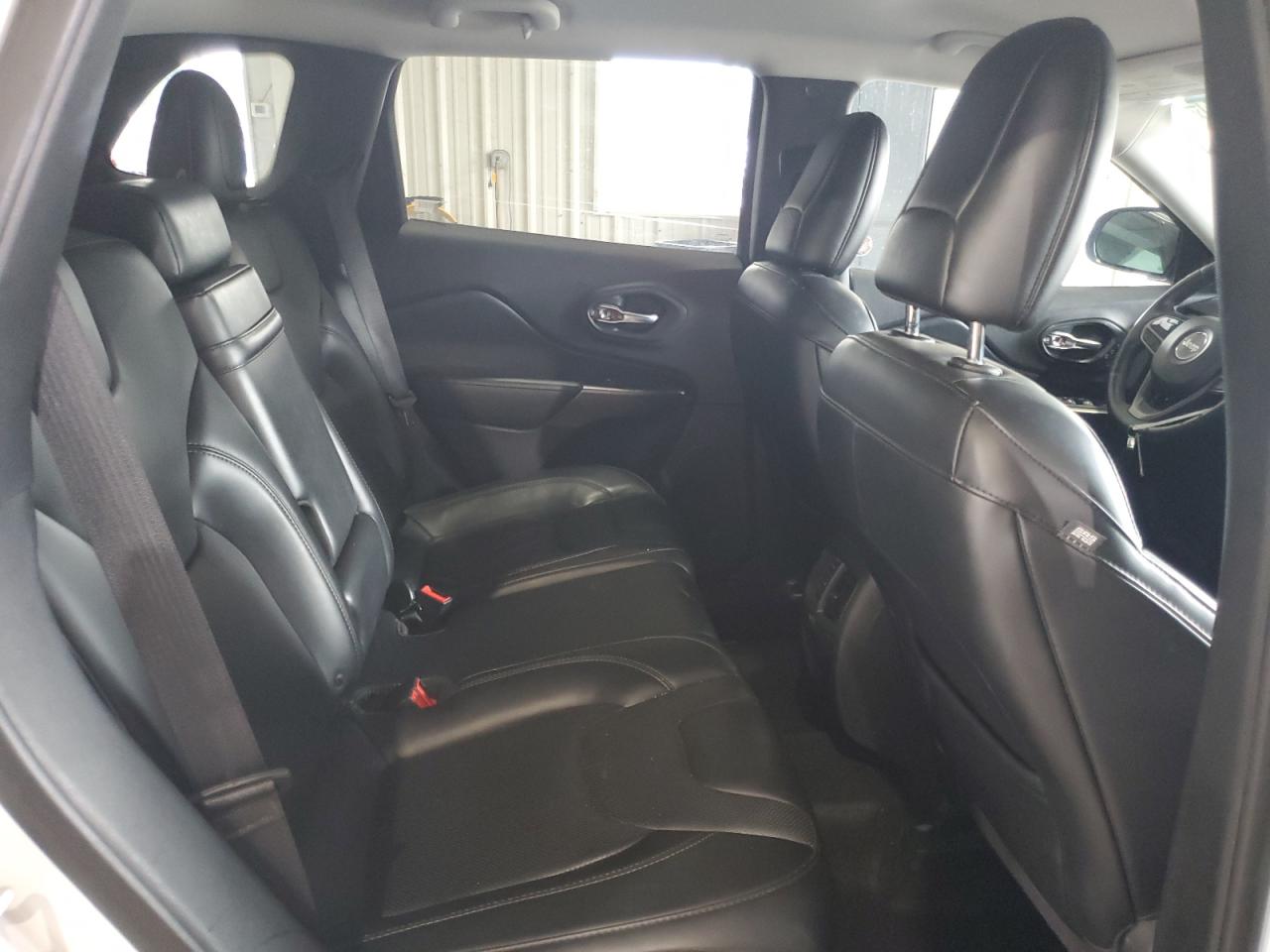 1C4PJLDBXKD297606 2019 Jeep Cherokee Limited