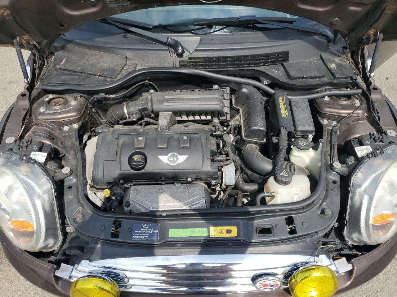 WMWMF3C52ATZ64329 2010 Mini Cooper