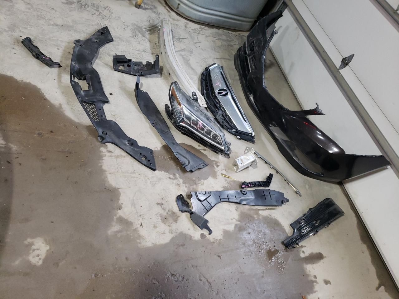 19UUB3F58FA005404 2015 Acura Tlx Tech