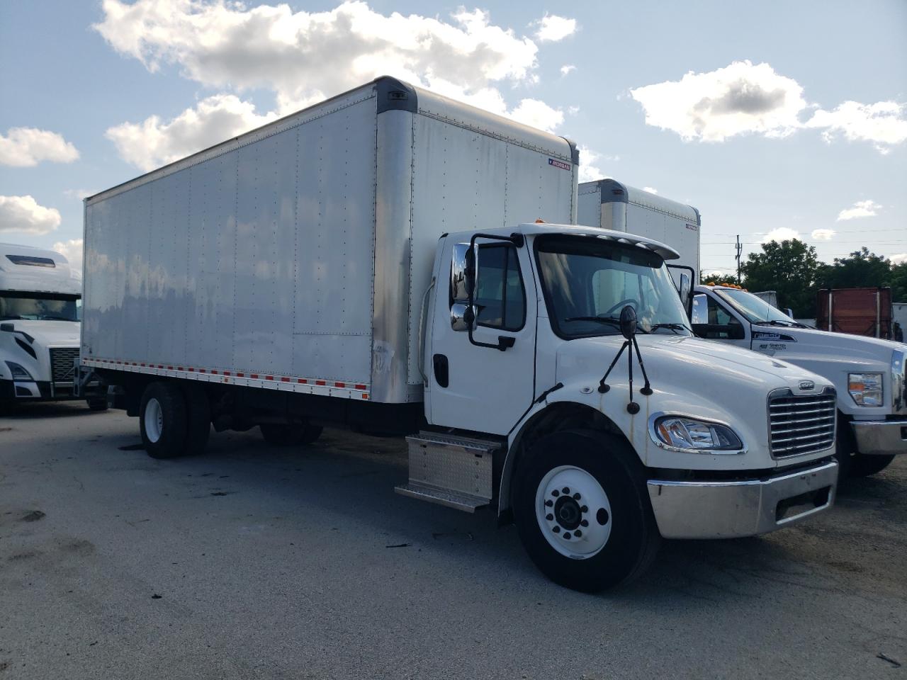 Lot #2706399063 2022 FREIGHTLINER M2 106 MED