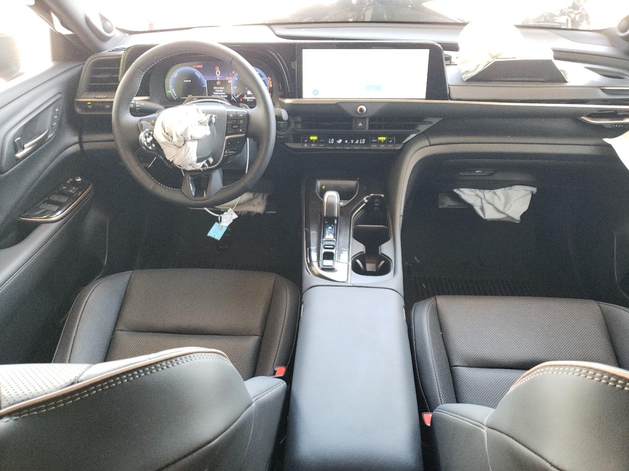 JTDAFAAFXR3005732 2024 Toyota Crown Platinum