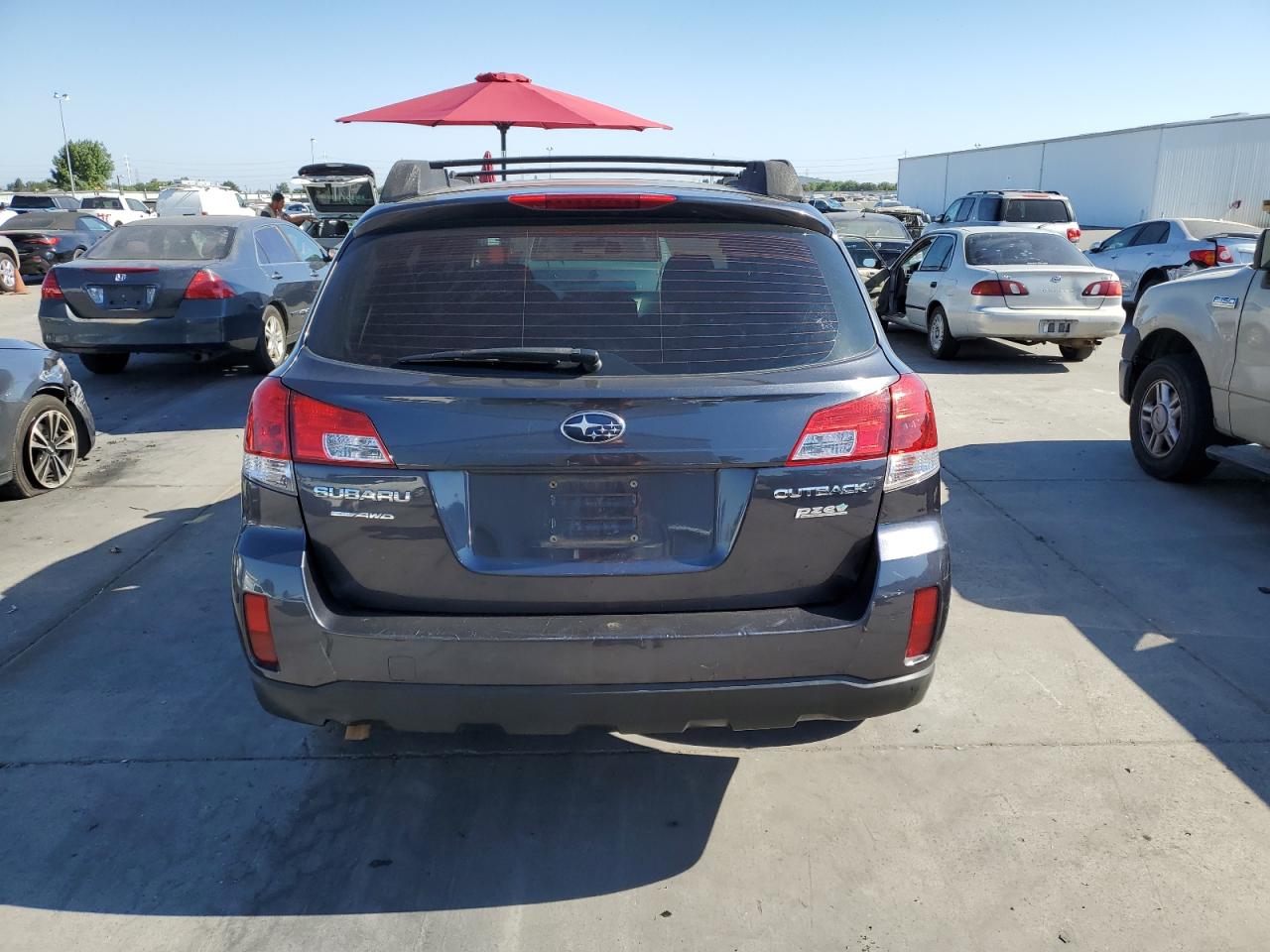 4S4BRBAC8D3281340 2013 Subaru Outback 2.5I