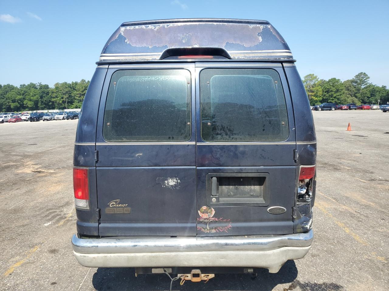 1FDRE14W52HB07137 2002 Ford Econoline E150 Van