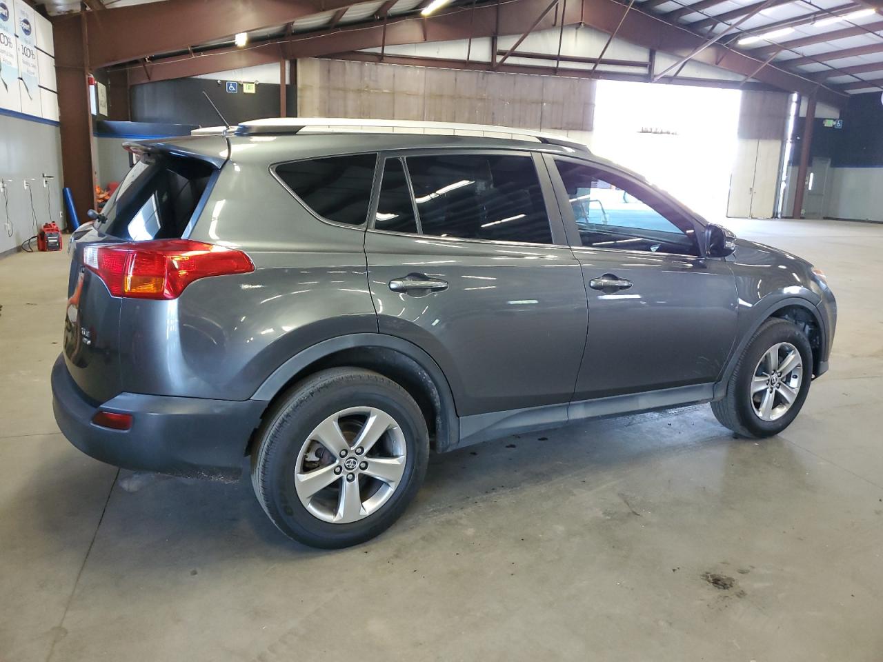 2015 Toyota Rav4 Xle vin: 2T3RFREV5FW258971