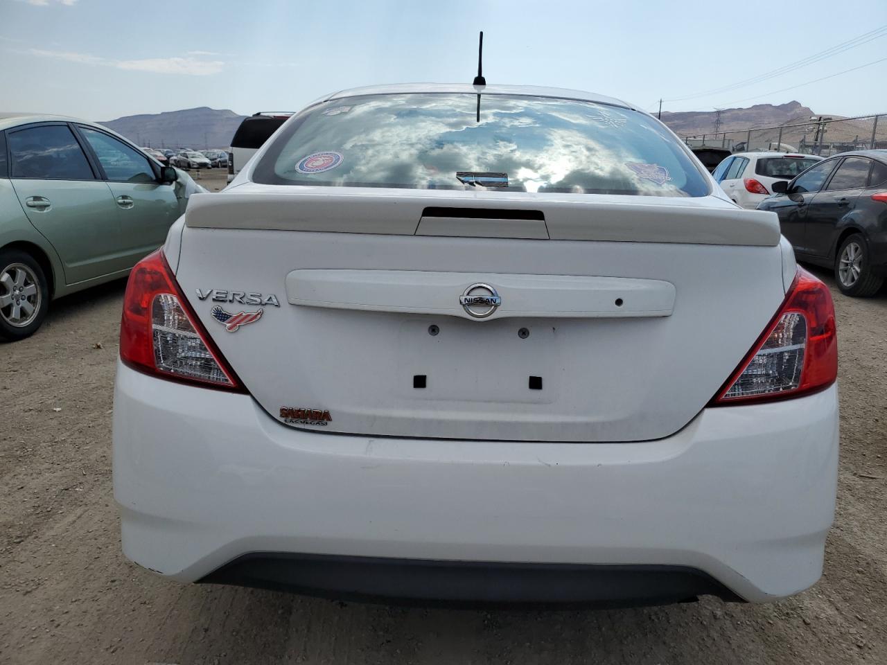 3N1CN7AP6HL853118 2017 Nissan Versa S