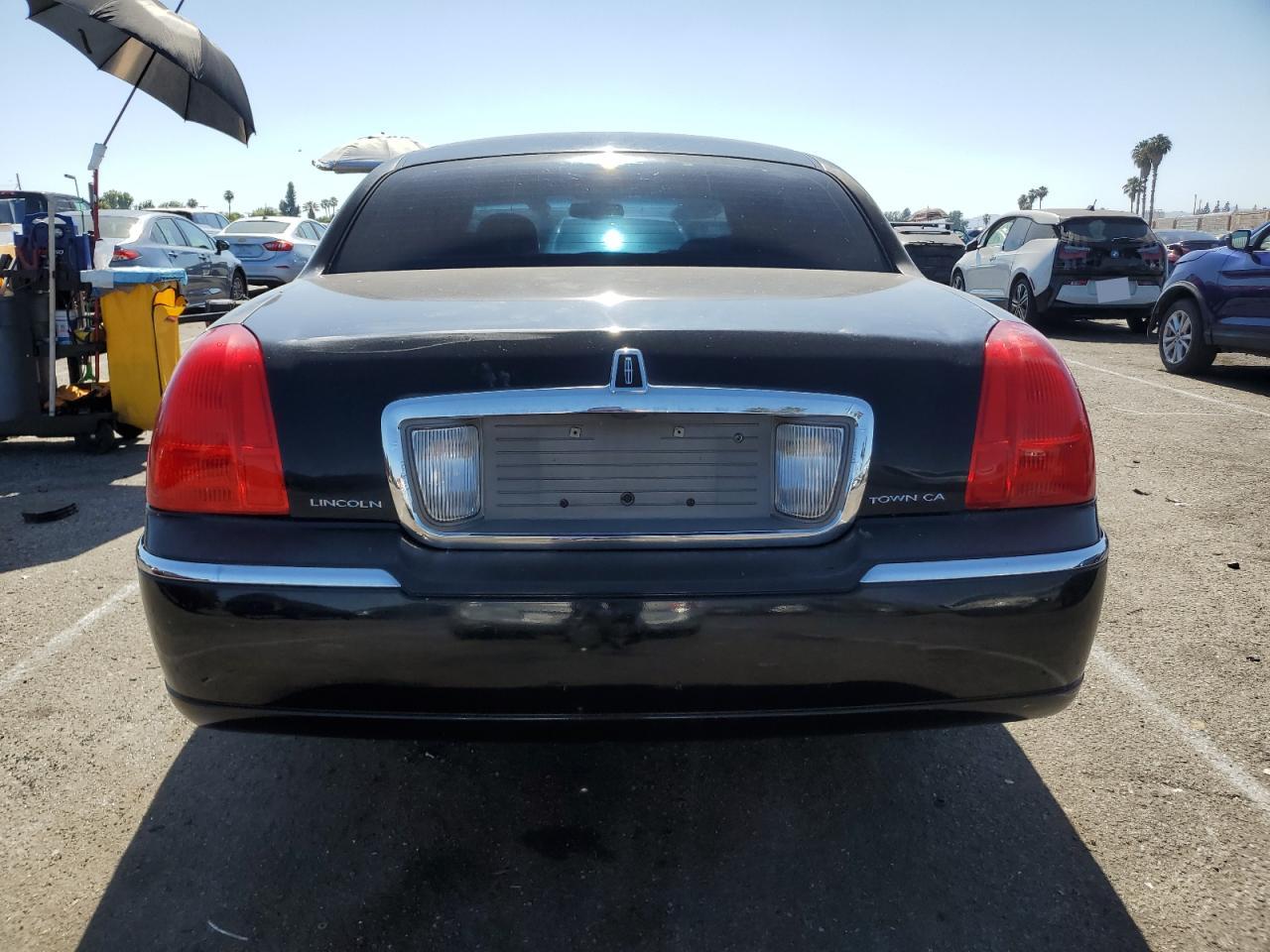 1LNHM85W66Y600580 2006 Lincoln Town Car Signature Long Wheelbase