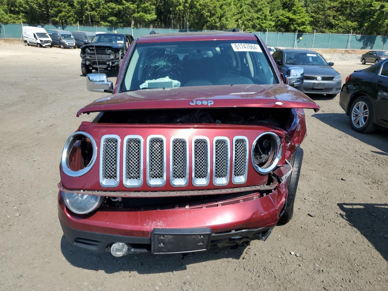 1C4NJRFB1GD582063 2016 Jeep Patriot Latitude 1C4NJRFB1GD582063 2016 Jeep Patriot Latitude