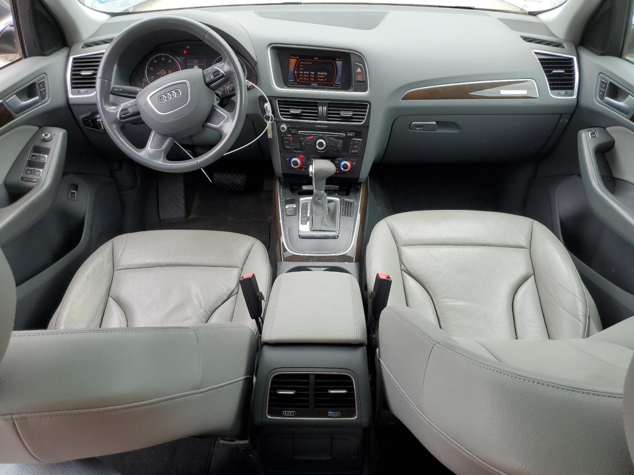 WA1CFAFP0EA006298 2014 Audi Q5 Premium