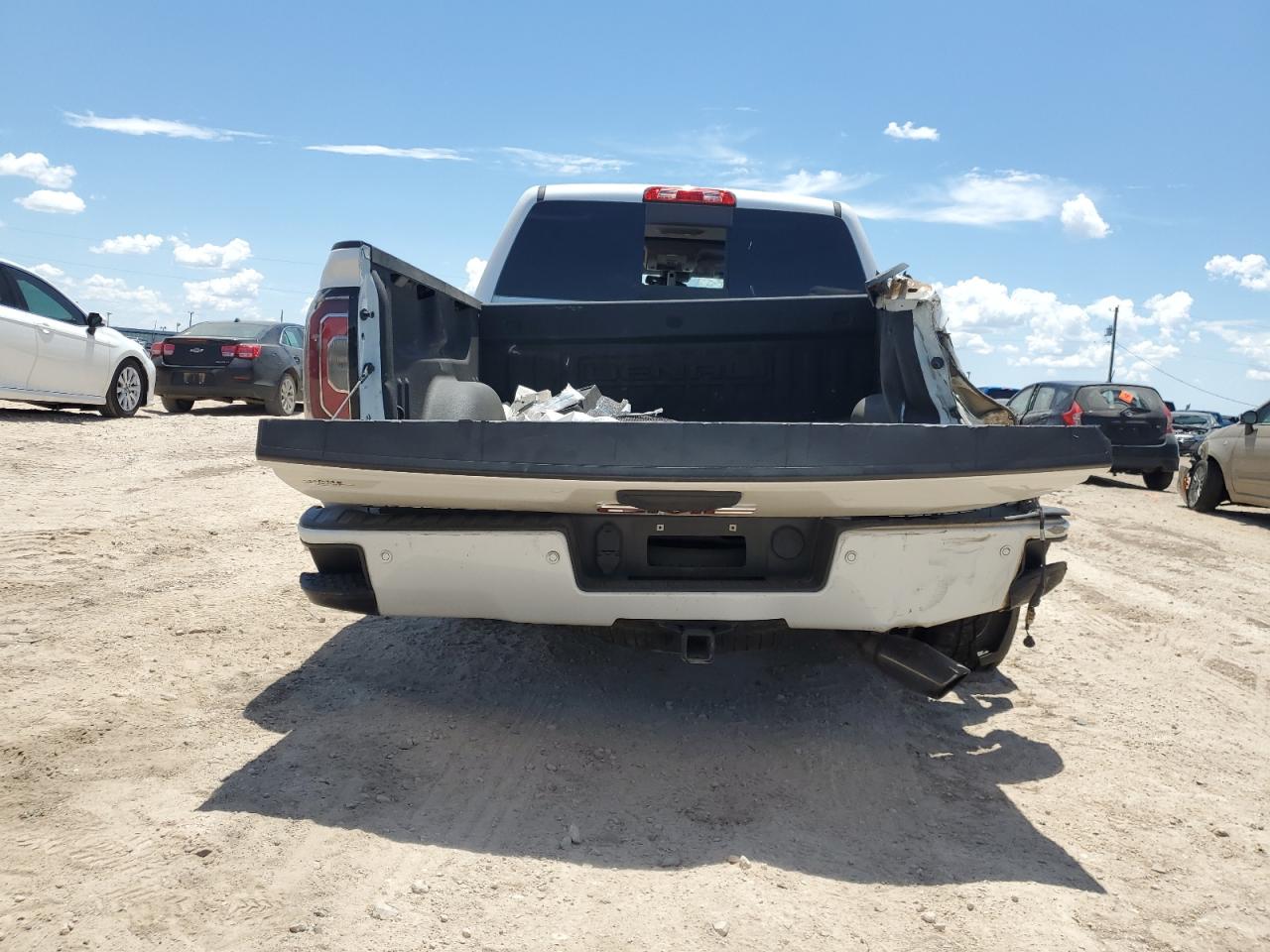 3GTU2PEJ2HG130021 2017 GMC Sierra K1500 Denali