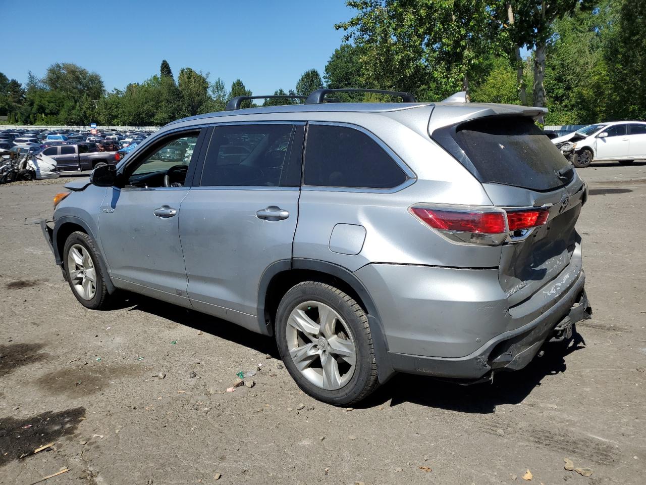 Lot #2928170775 2015 TOYOTA HIGHLANDER