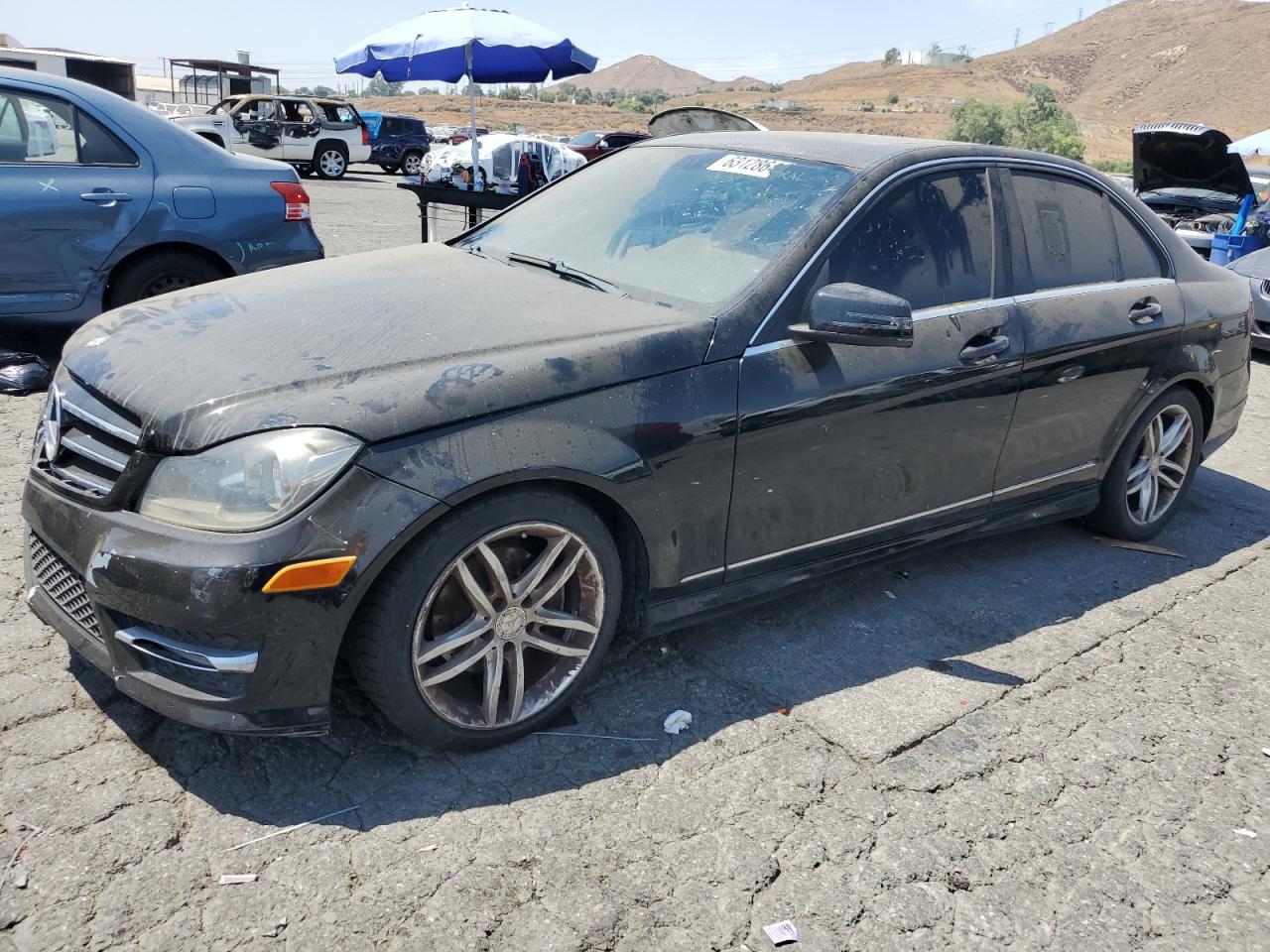 2014 Mercedes-Benz C 250 vin: WDDGF4HBXEA945507