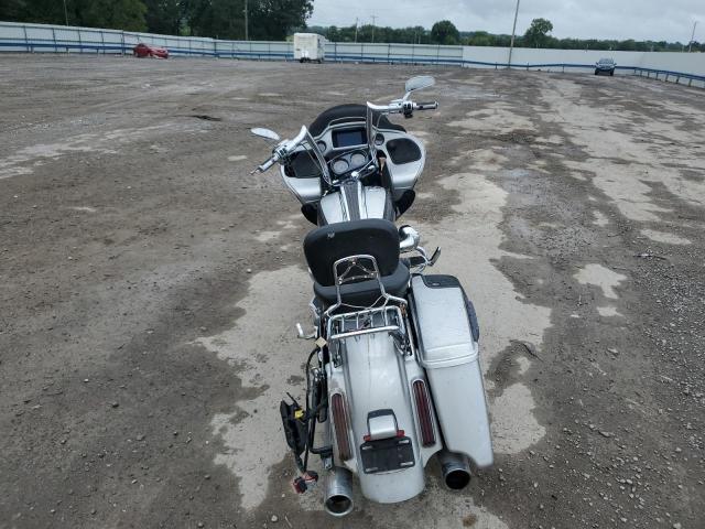 2019 HARLEY-DAVIDSON FLTRXSE 1HD1TCL11KB958474