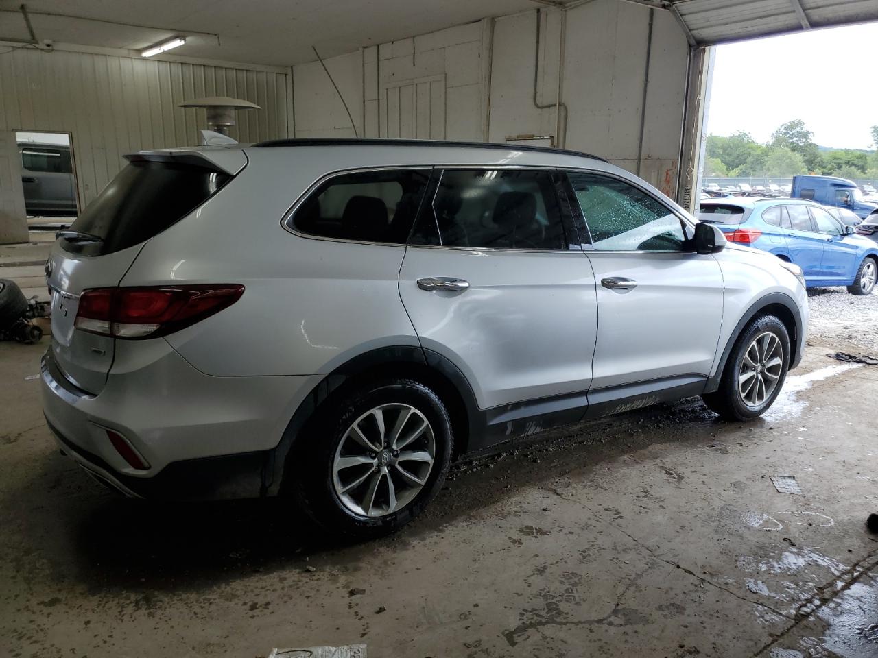 2017 Hyundai Santa Fe Se vin: KM8SMDHF9HU238703