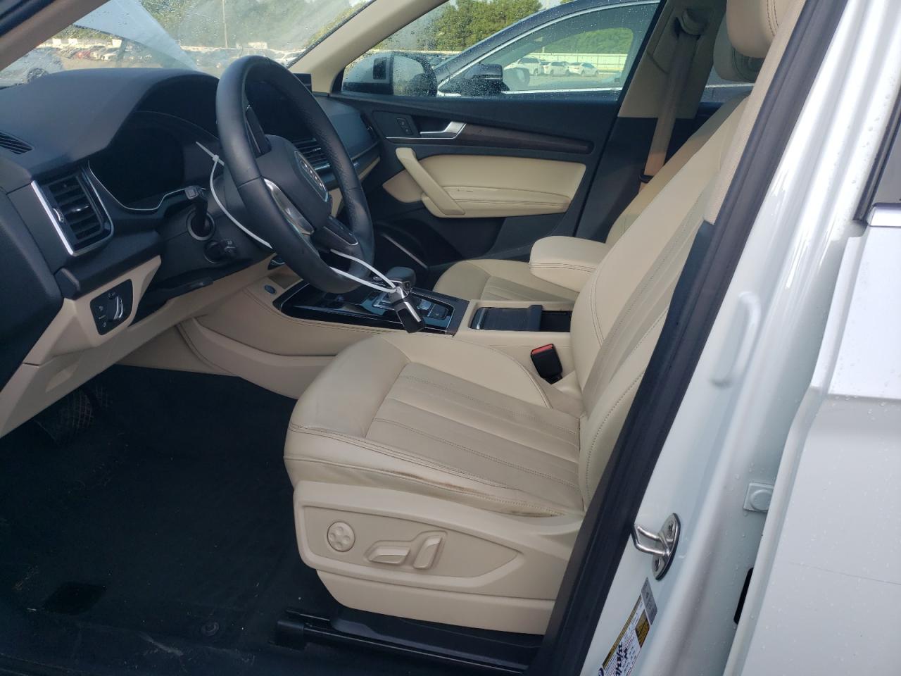 WA1BAAFY4M2111275 2021 Audi Q5 Premium Plus