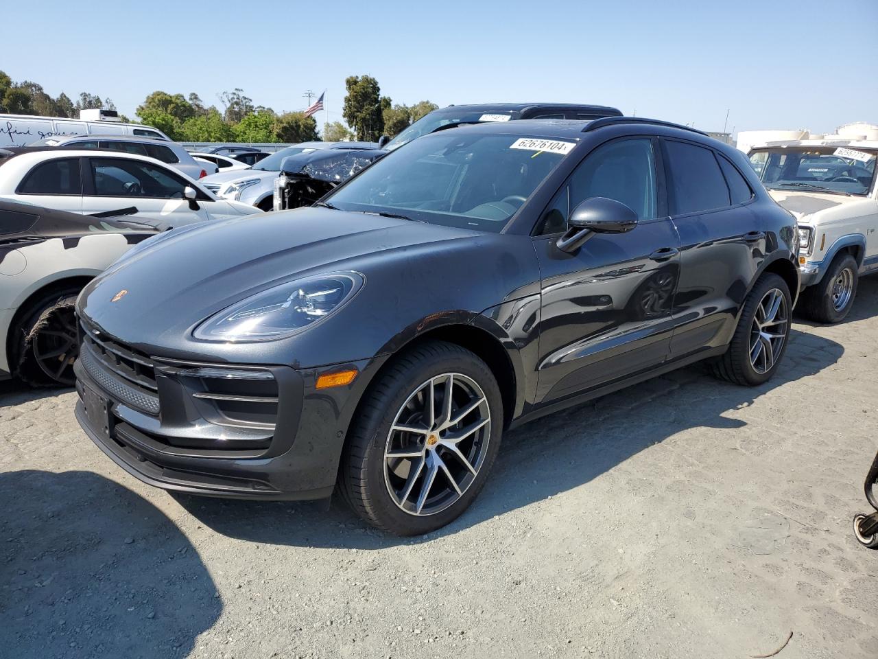 WP1AA2A57NLB08546 2022 Porsche Macan