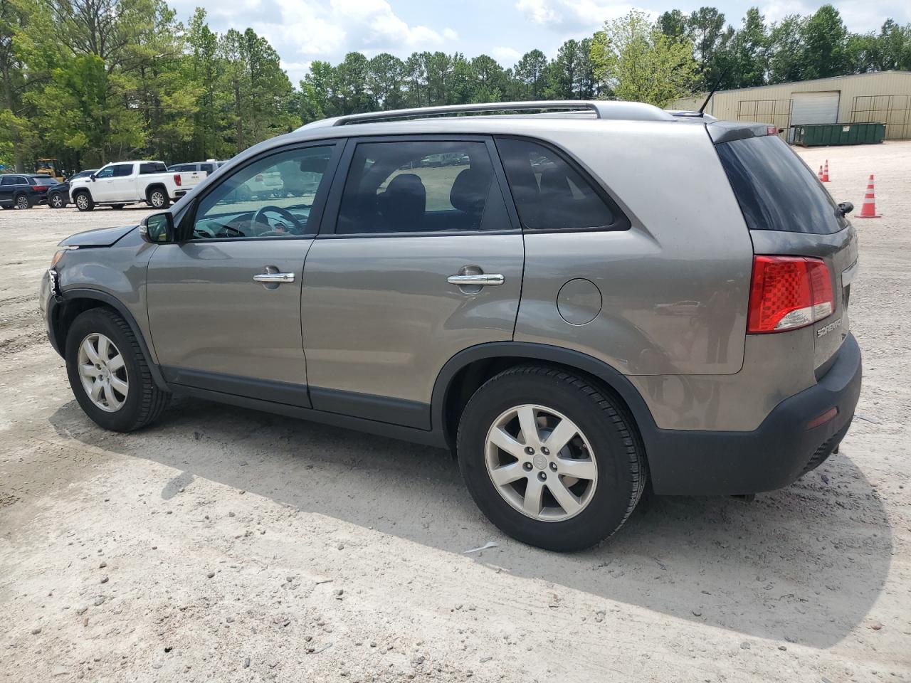 2013 Kia Sorento Lx vin: 5XYKT4A66DG364384