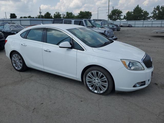 VIN 1G4PP5SK0D4201834 2013 Buick Verano no.4