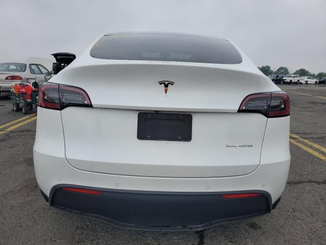 2022 Tesla Model Y VIN: 7SAYGAEE1NF377327 Lot: 61744574