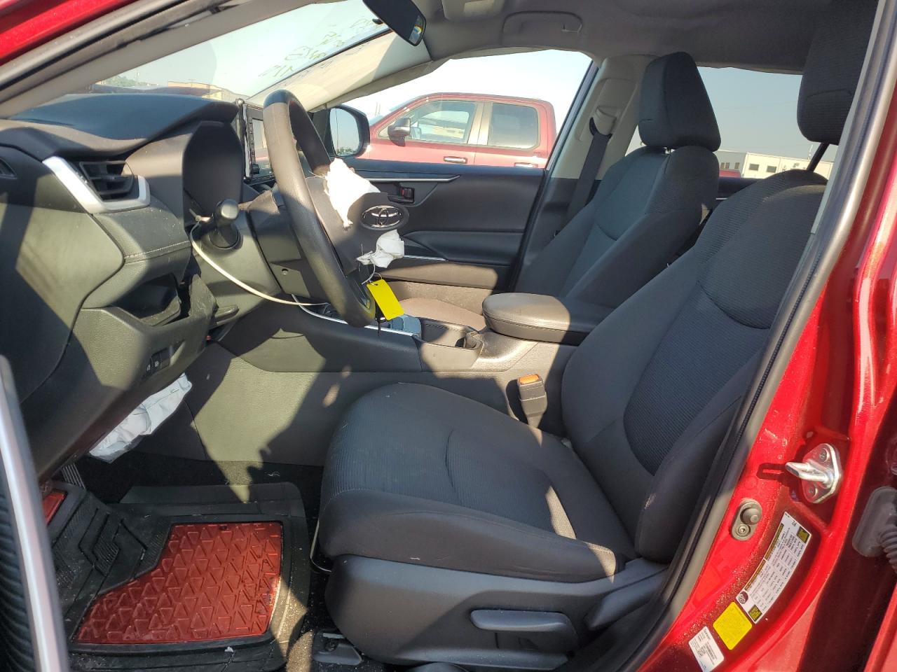 2T3H1RFV6NW206045 2022 Toyota Rav4 Le