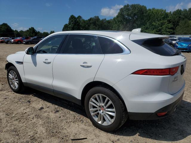 VIN SADCK2GX0KA390590 2019 Jaguar F-Pace, Prestige no.2