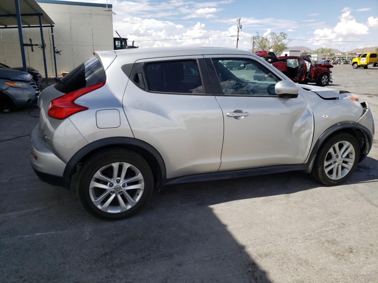 2012 Nissan Juke S vin: JN8AF5MV6CT110998