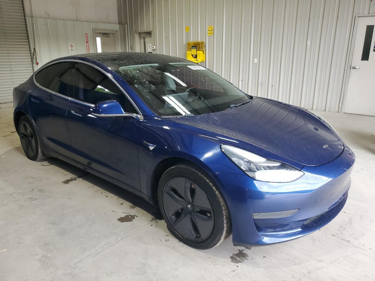 2019 Tesla Model 3 vin: 5YJ3E1EAXKF419743