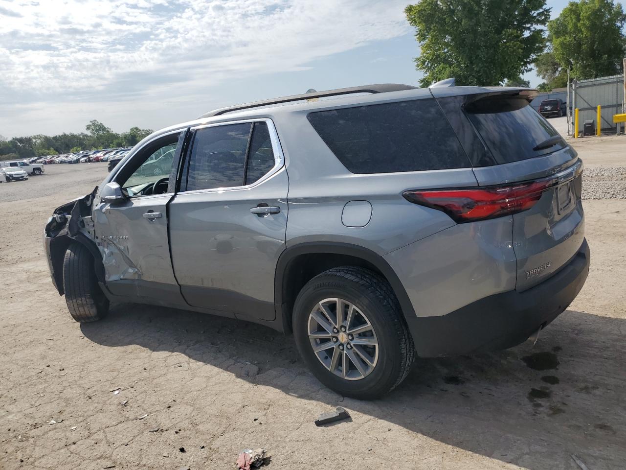 Lot #2940731371 2023 CHEVROLET TRAVERSE L