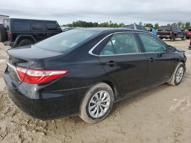 VIN 4T4BF1FK1GR579929 2016 Toyota Camry, LE no.3