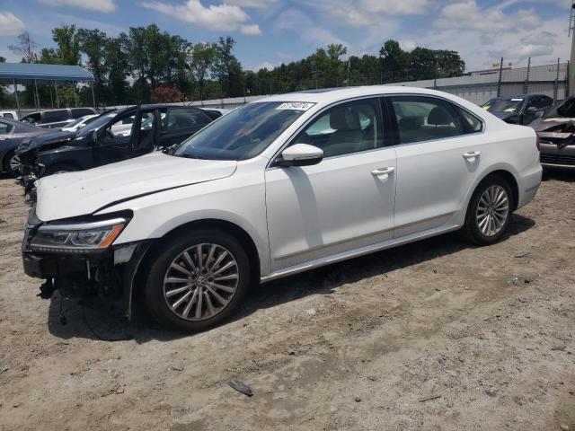 2017 VOLKSWAGEN PASSAT SE - 1VWBT7A33HC033793