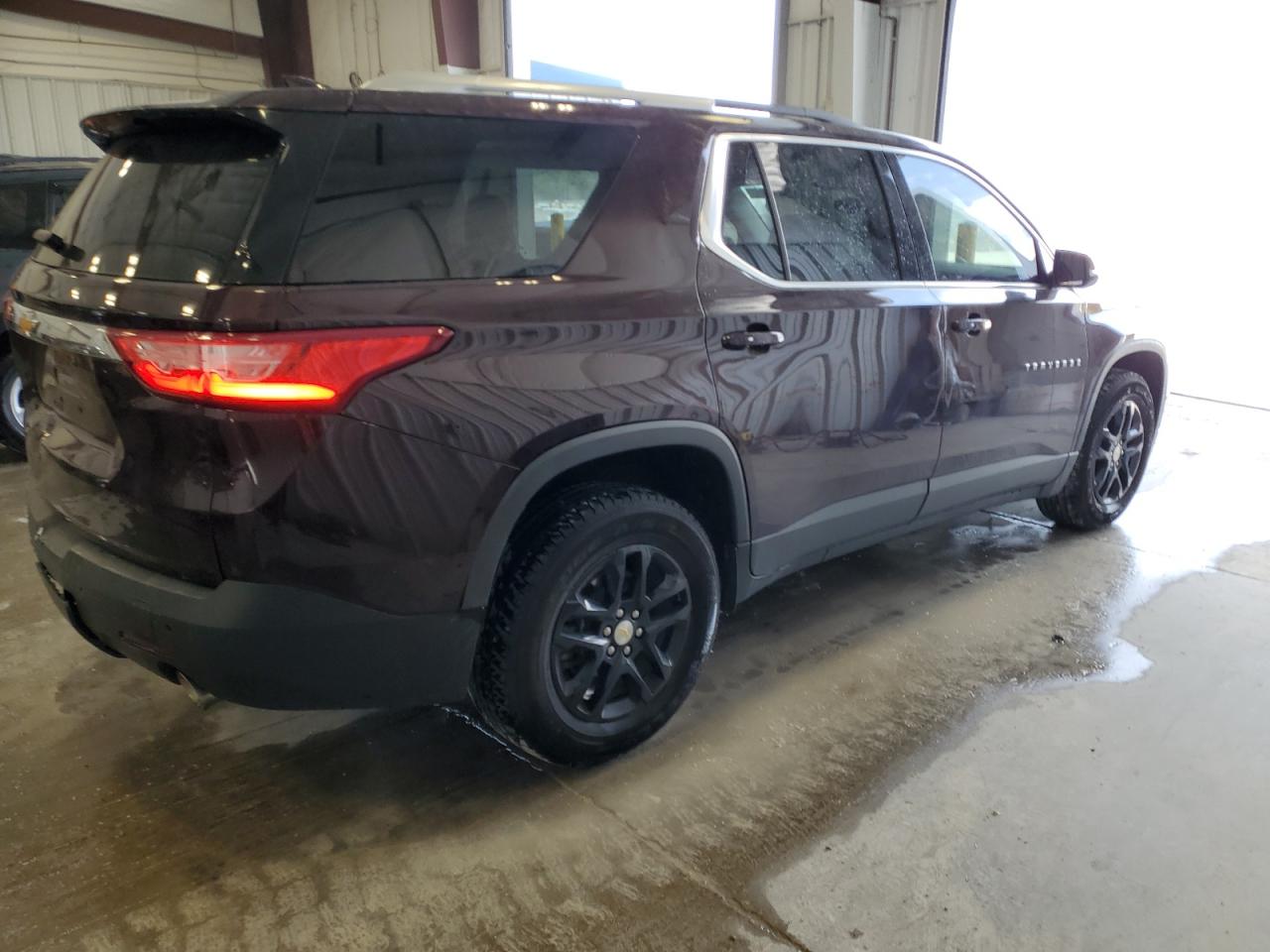 2018 Chevrolet Traverse Lt vin: 1GNERGKW3JJ120870