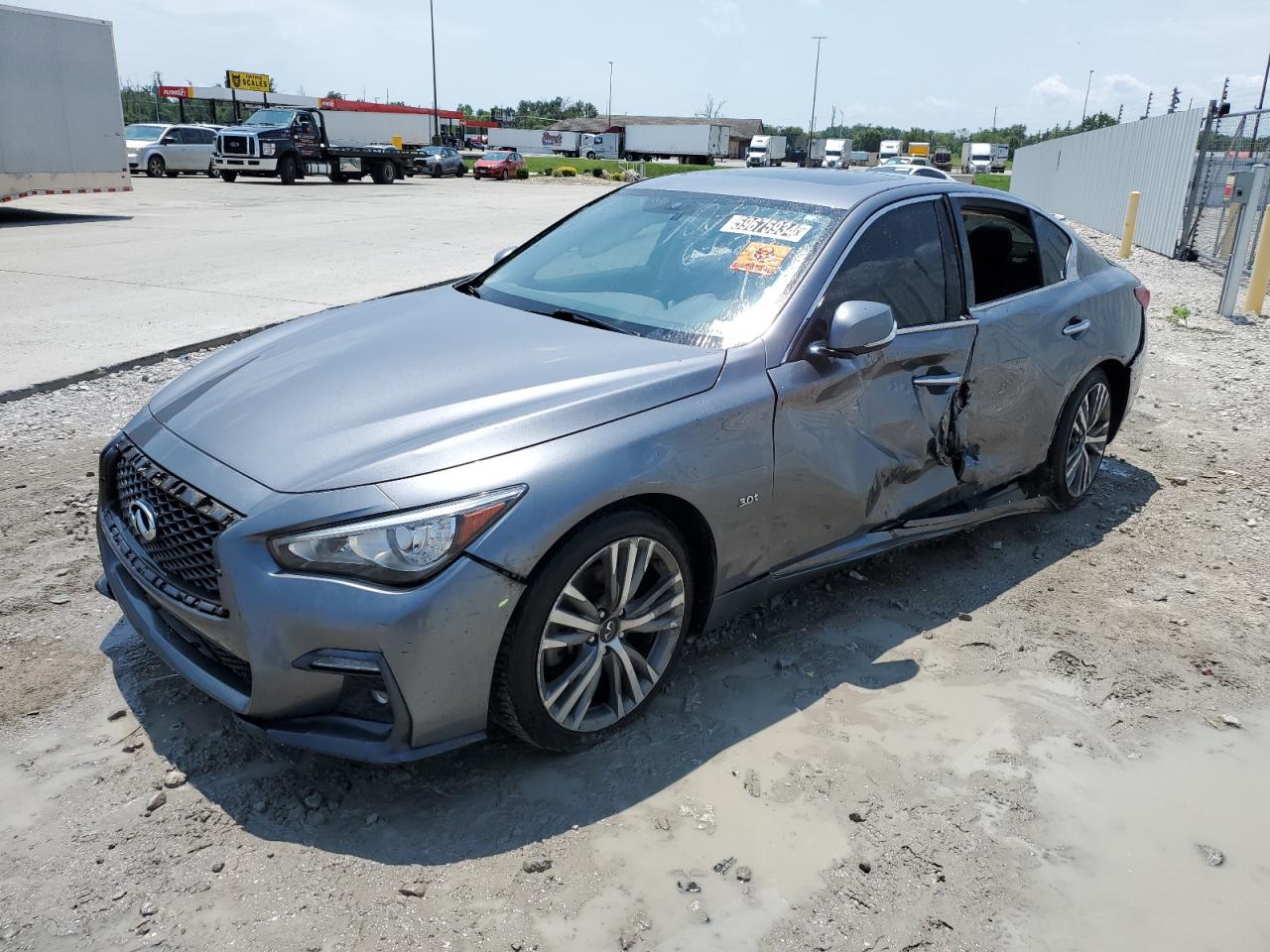 INFINITI Q50 LUXE