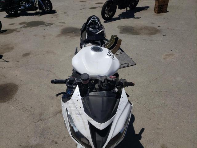 2014 KAWASAKI ZX636 E - JKBZXJE11EA010716