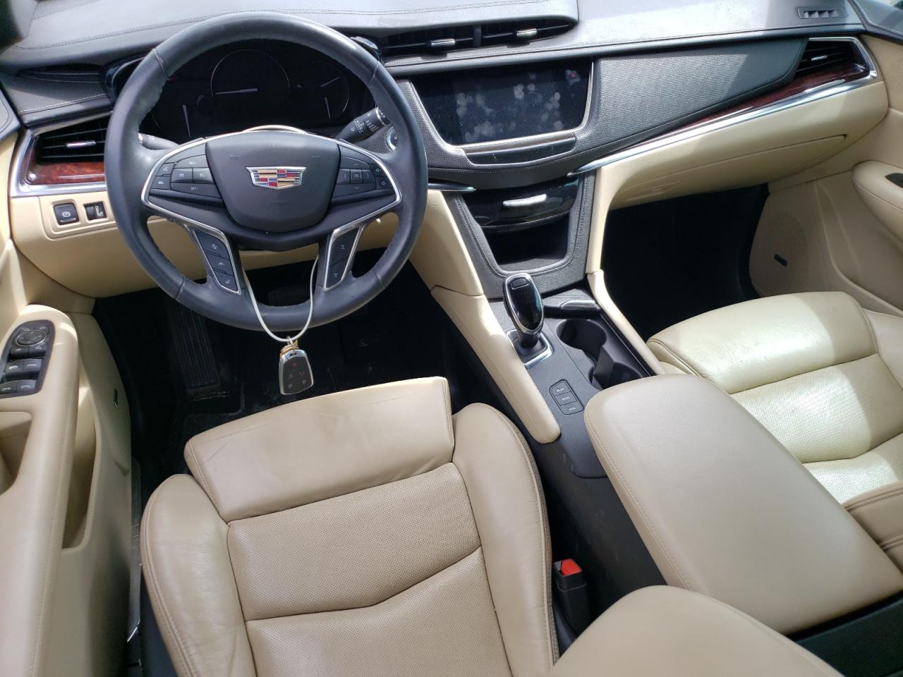 1GYKNDRS7HZ313621 2017 Cadillac Xt5 Luxury