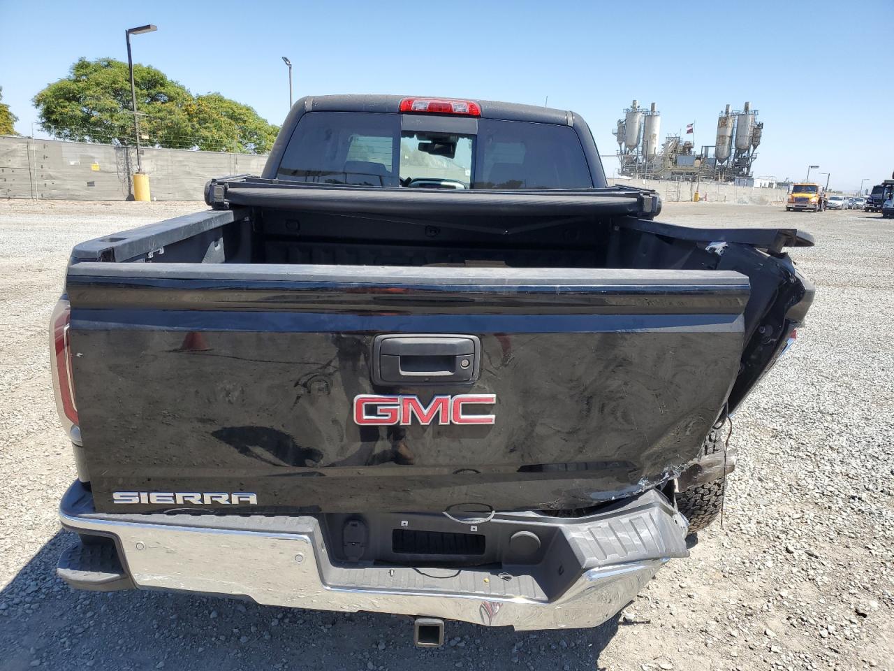 3GTU2NER8HG413257 2017 GMC Sierra K1500 Slt