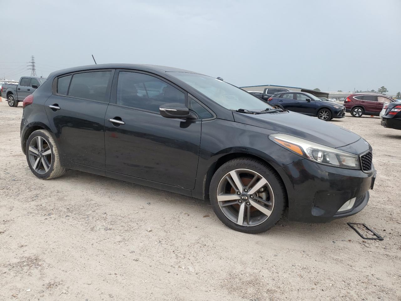 2017 Kia Forte Ex vin: KNAFX5A87H5673662