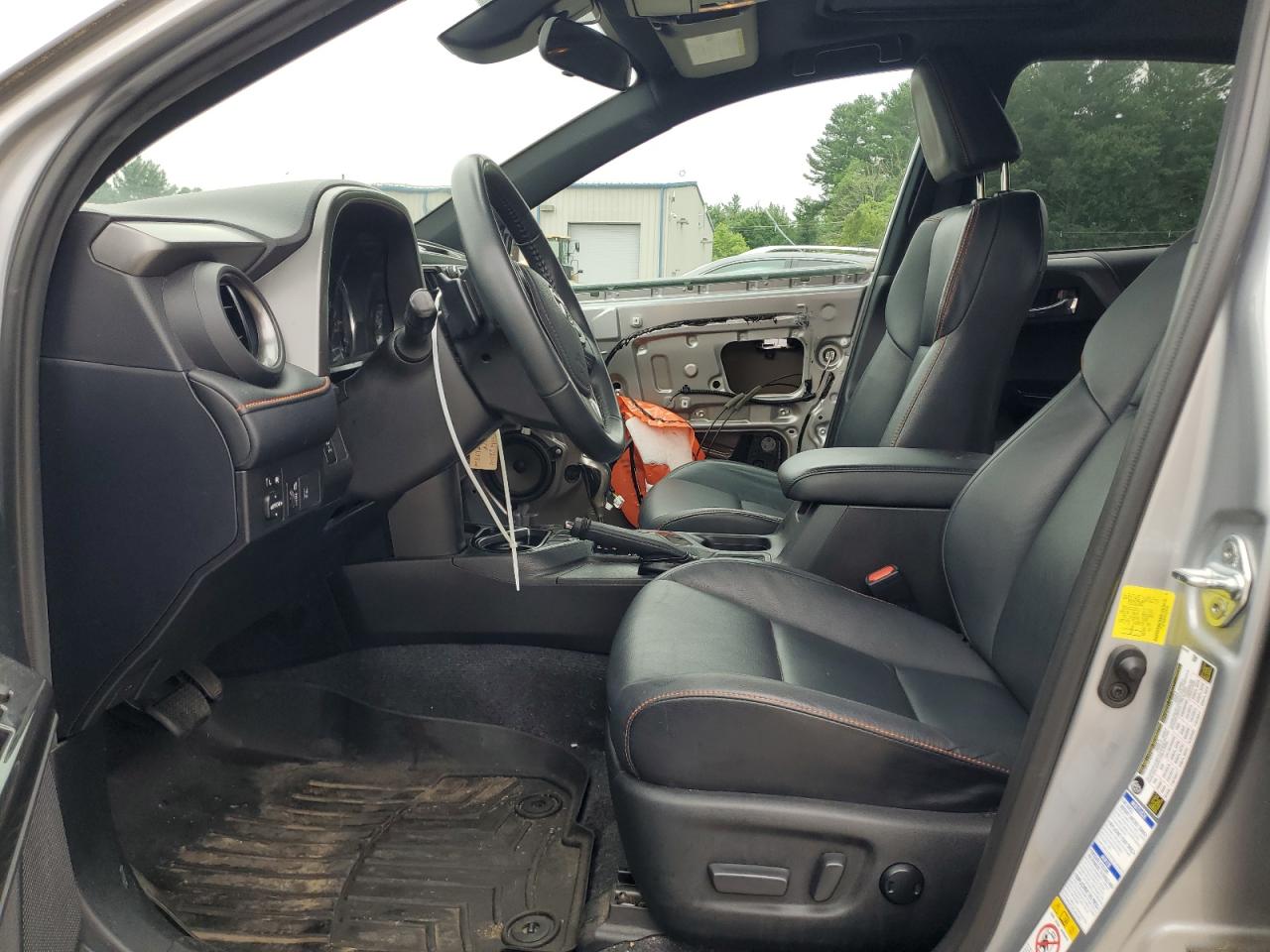 2T3JFREV9HW629906 2017 Toyota Rav4 Se