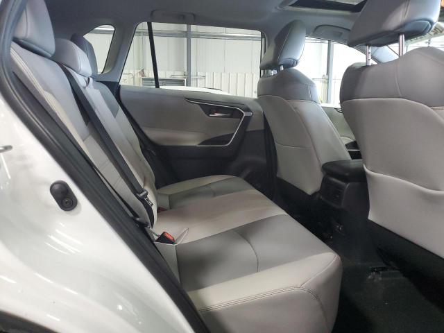 2020 Toyota Rav4 Xle Premium VIN: 2T3A1RFV5LW120613 Lot: 62742814