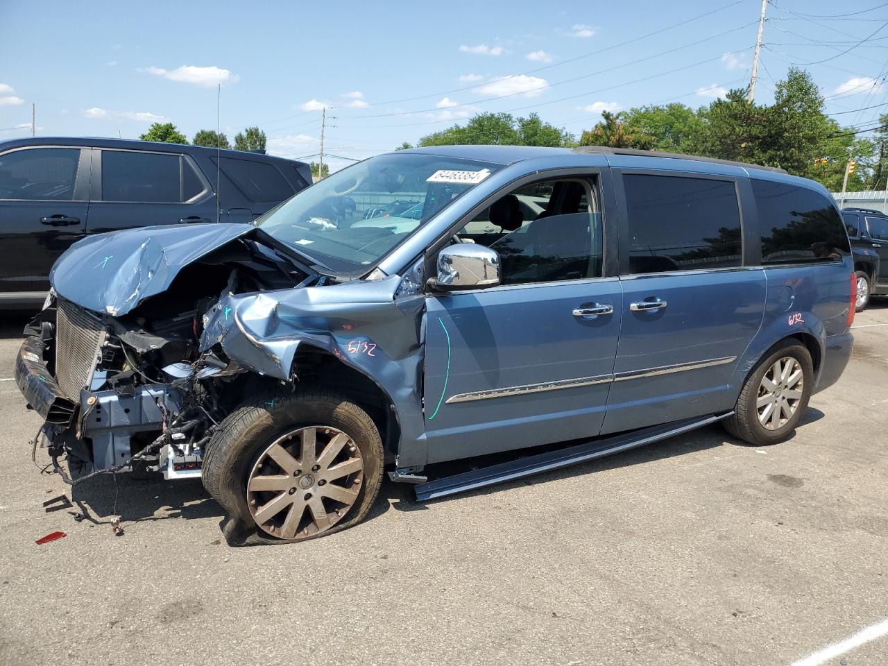 Chrysler Town and Country 2011 RT