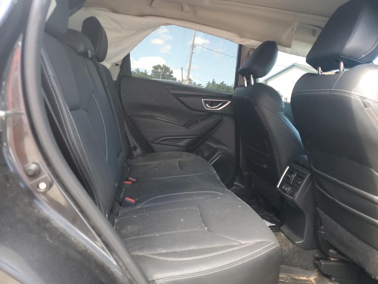 JF2SKAUC4KH450981 2019 Subaru Forester Limited