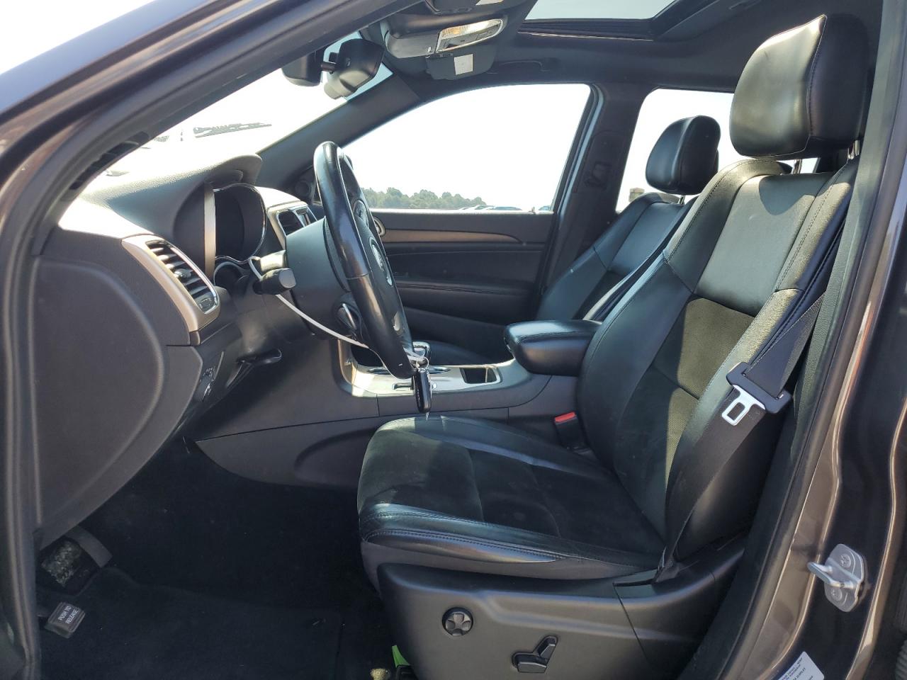 1C4RJFAG0FC767227 2015 Jeep Grand Cherokee Laredo