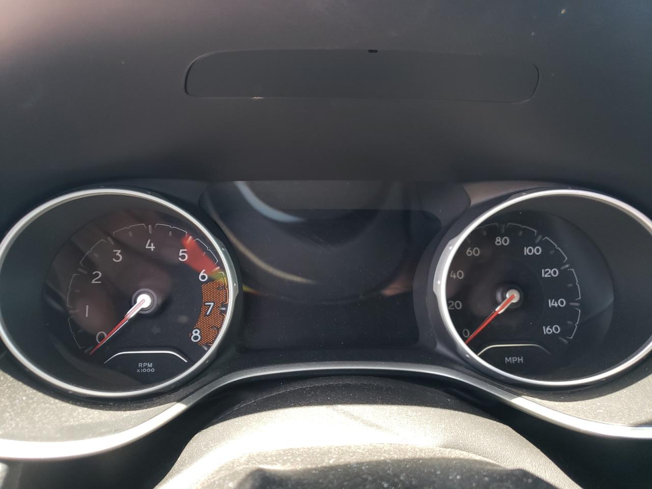 3C4NJCBB9JT194552 2018 Jeep Compass Latitude