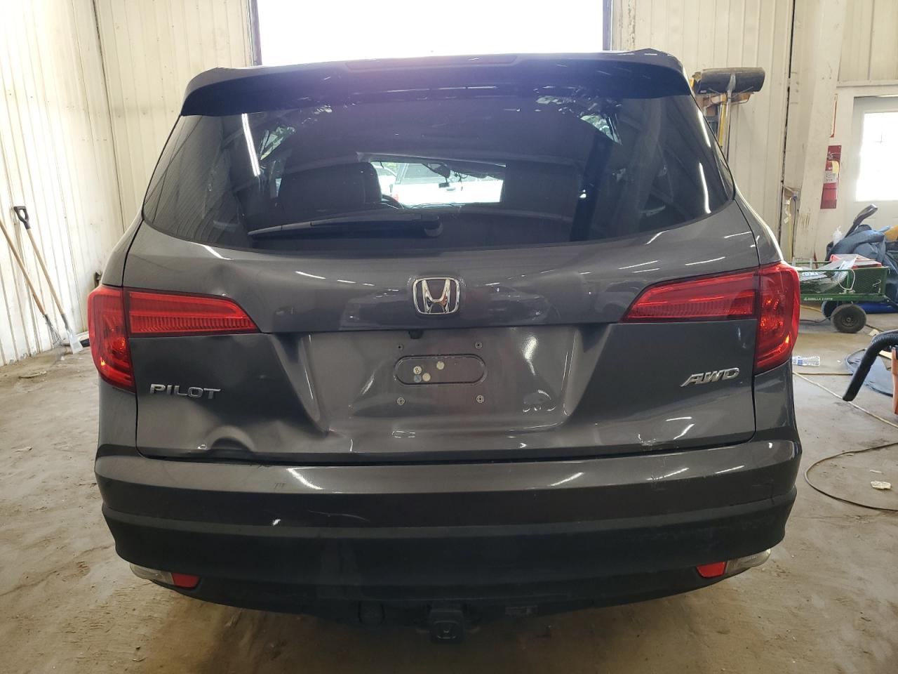 5FNYF6H56HB046143 2017 Honda Pilot Exl