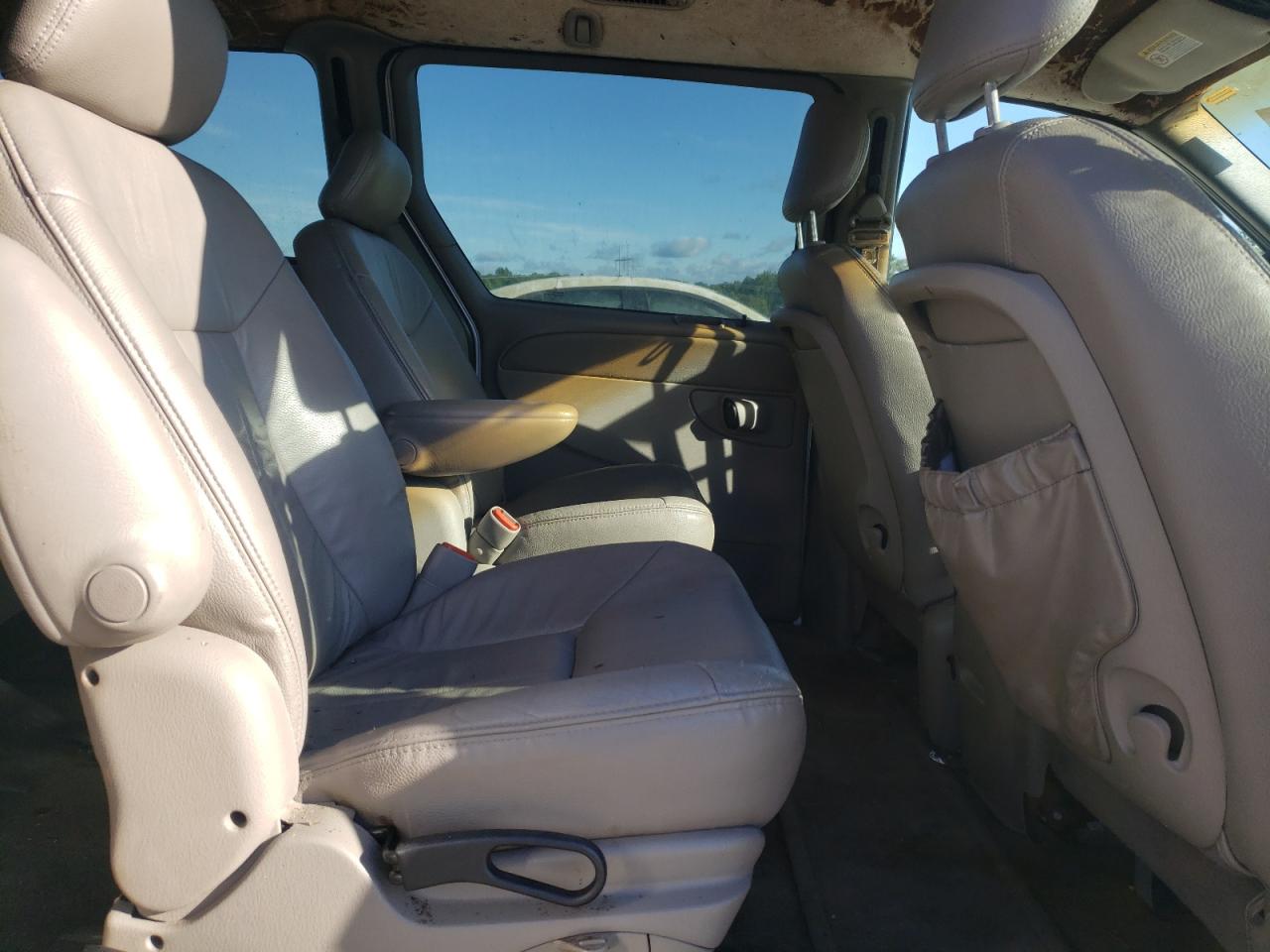 2C4GP74L52R717803 2002 Chrysler Town & Country Ex