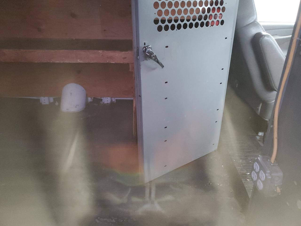 1GCGG29V951180133 2005 Chevrolet Express G2500