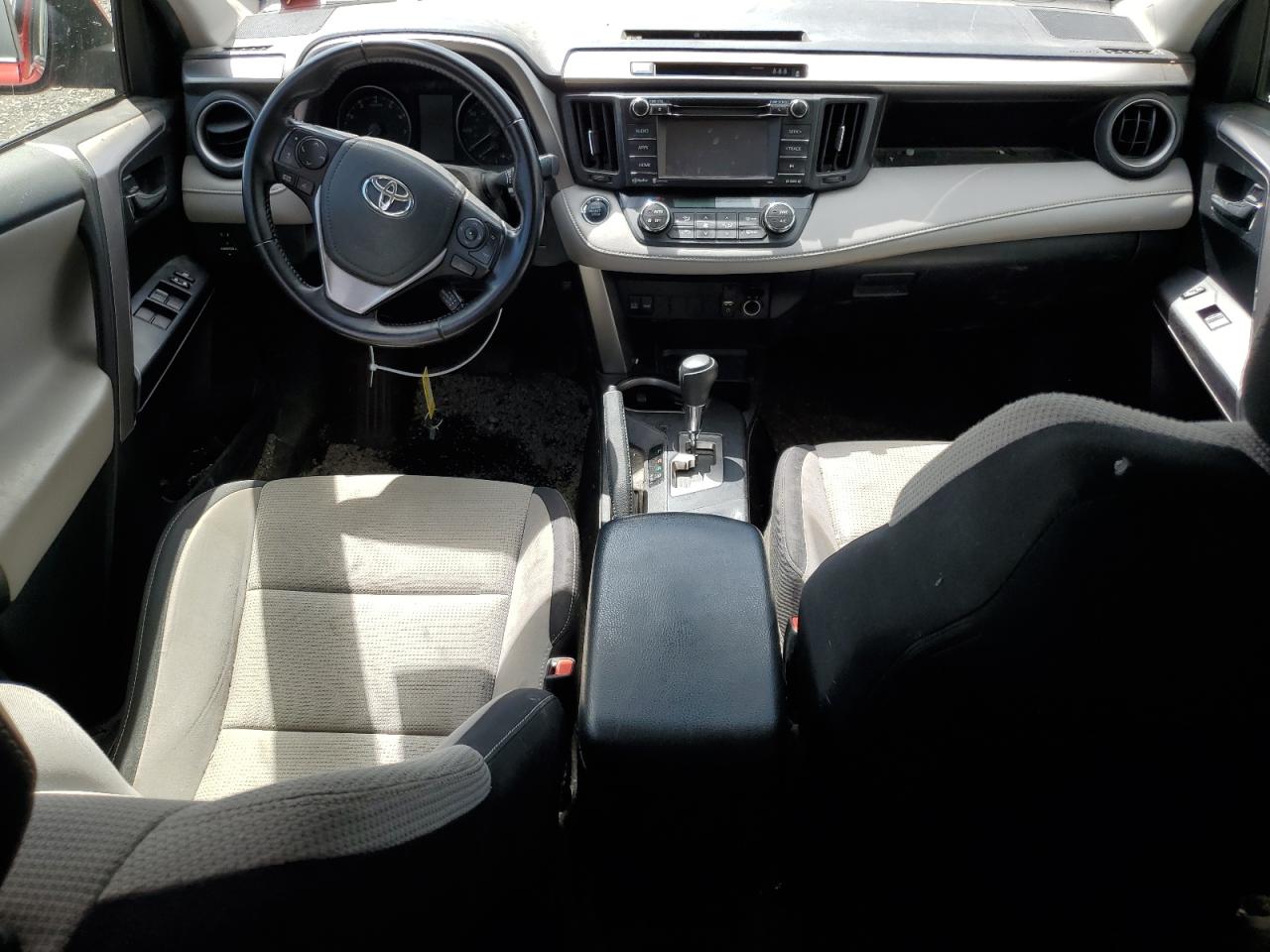 JTMRFREV3HJ162659 2017 Toyota Rav4 Xle