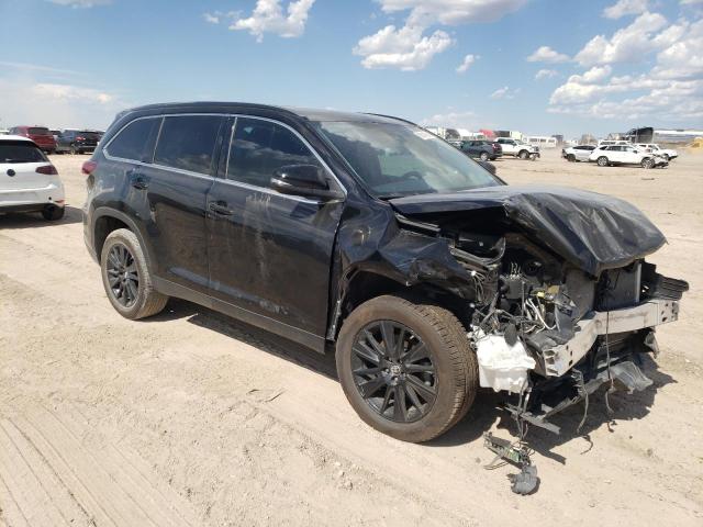 VIN 5TDKZRFH8KS573115 2019 Toyota Highlander, SE no.4