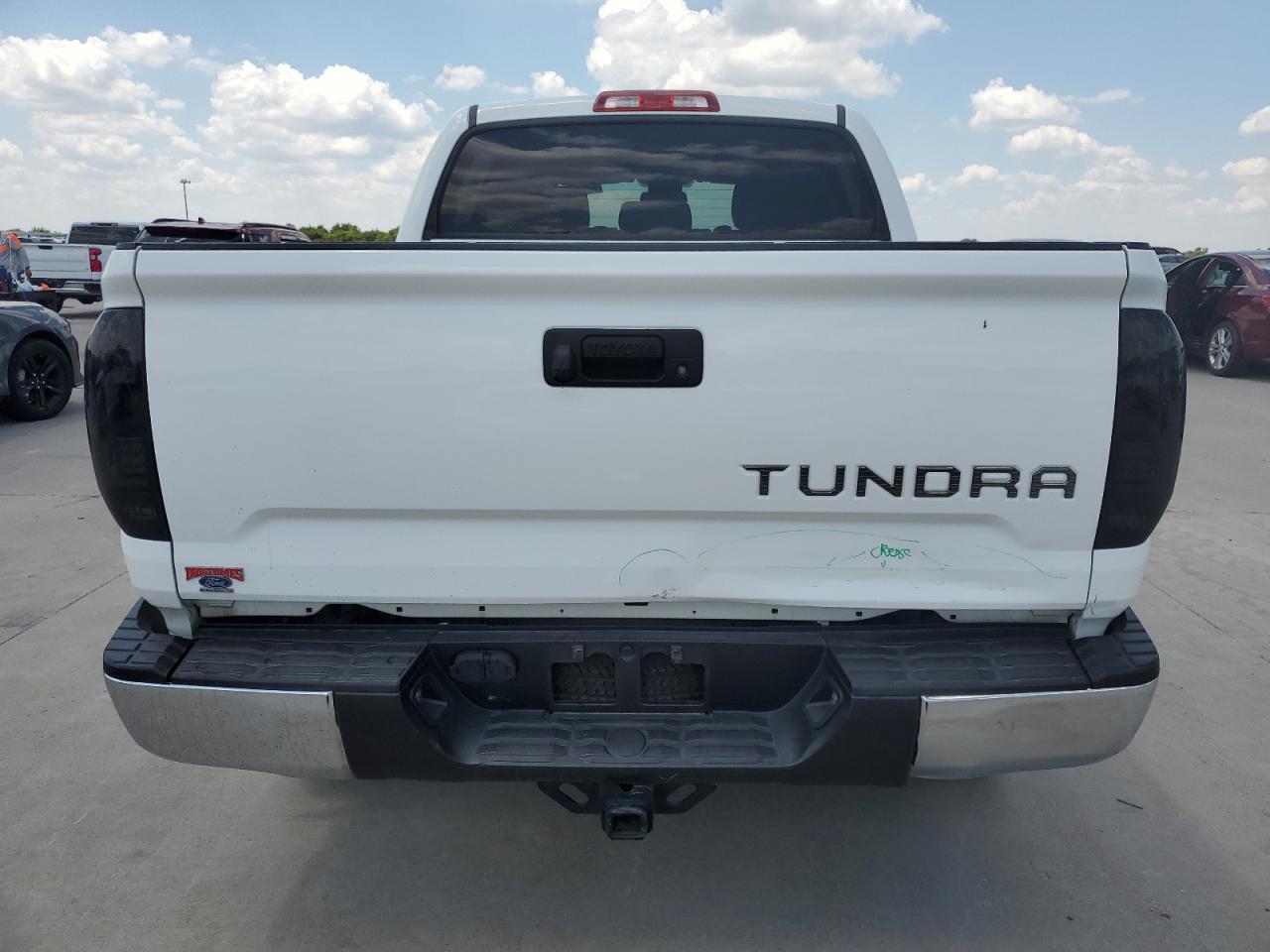 5TFEM5F11GX096357 2016 Toyota Tundra Crewmax Sr5