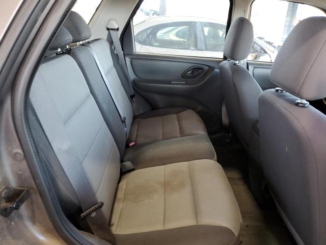 2005 Ford Escape Xls VIN: 1FMYU02Z75KE09316 Lot: 61745624